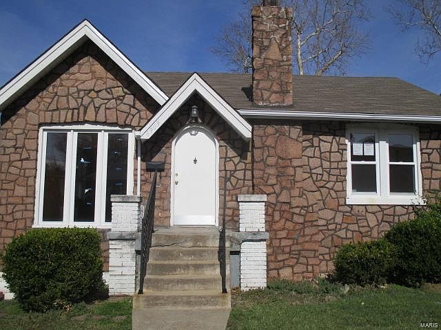2nd image of 6909 Leedale Dr