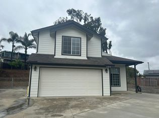 190 Evvia Ct, Vista, CA 92083