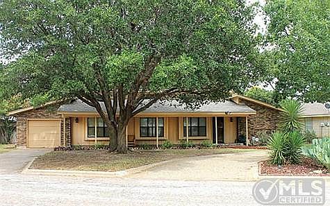 1st image of 1785 Bent Tree Dr