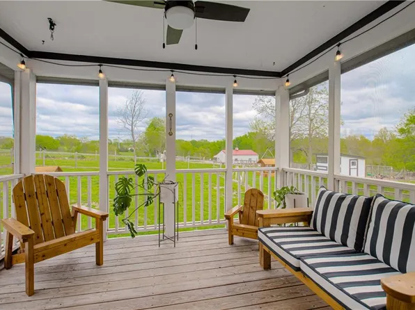 16023 Jesse James Farm Rd, Kearney, MO 64060