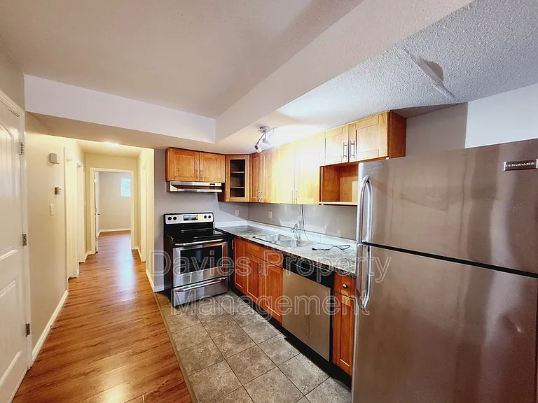 BASEMENT 122nd St NW #12124 — Photo 3