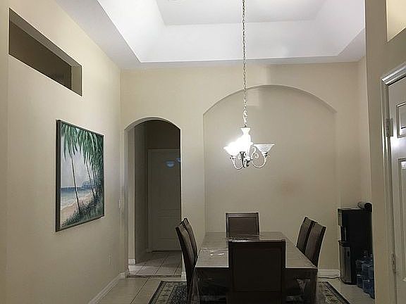 4th image of 3733 Crescent Park Blvd