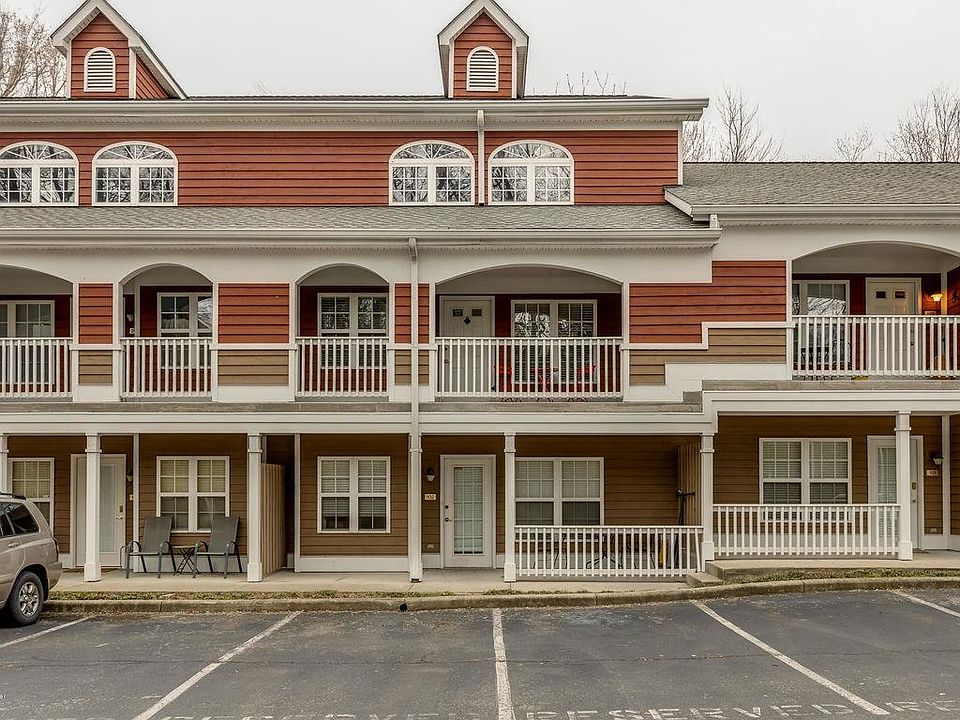 1st image of 225 Crescent Hill Pl APT 202