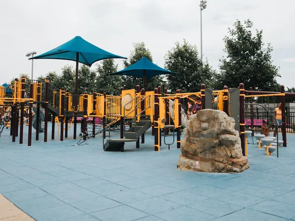 250 Van Horne Street image 38 of 48