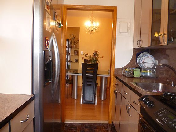 4th image of 2741 E 28th St APT 6C
