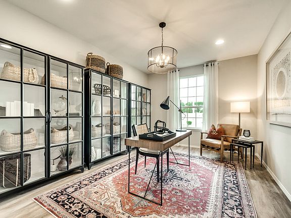 Model Representation - Flexible living space off entryway