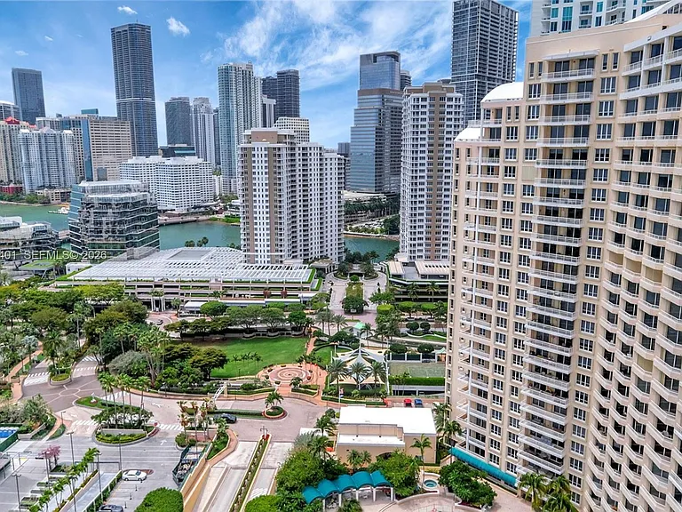 848 Brickell Key Dr #2605 — Photo 28