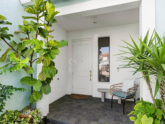 4th image of 16530 Cove Road