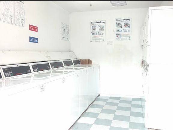 5th image of 905 Ashland Blvd #C30f5f100