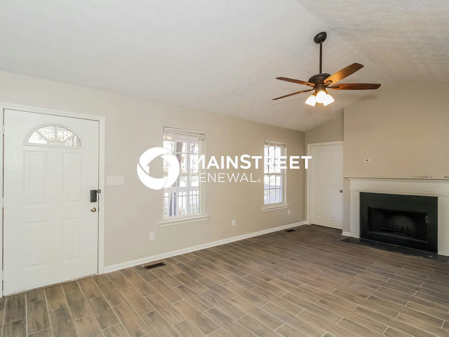 46 Thornbrooke Dr — Photo 3