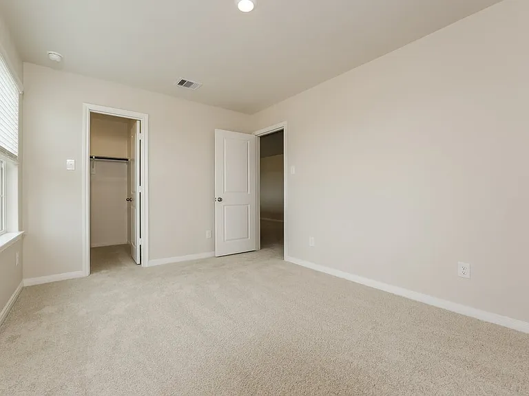 16435 Honeysuckle Hill Dr — Photo 17