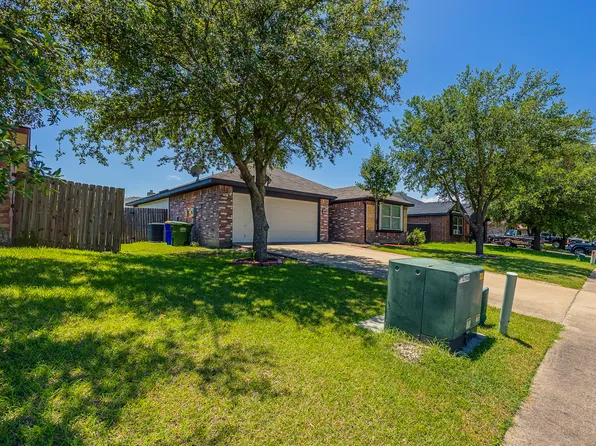 1613 Emily Ln, Seagoville, TX 75159