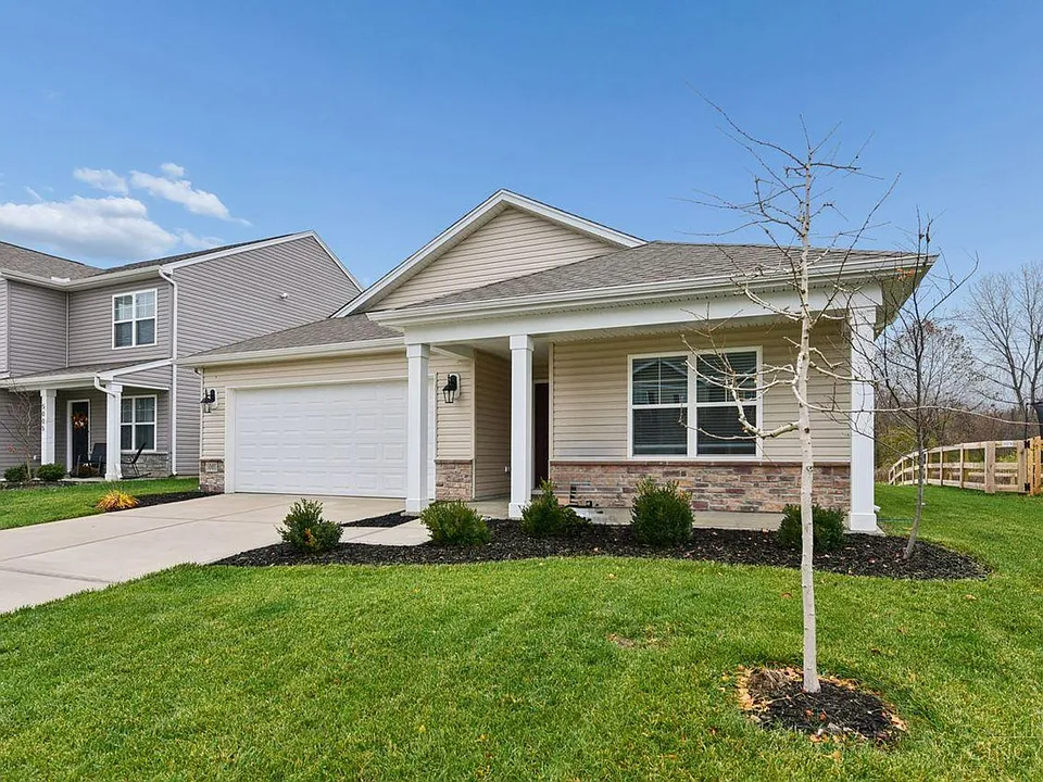 5001 Lakeview Dr