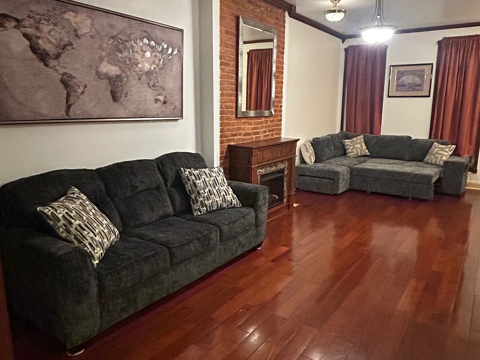 3 bed, 3200 sqft, $1,650 — Photo 1