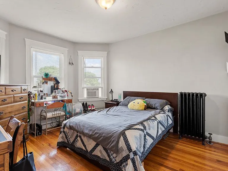 9 Bailey St #2 — Photo 11