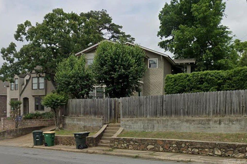 1st image of 3310 W Markham St