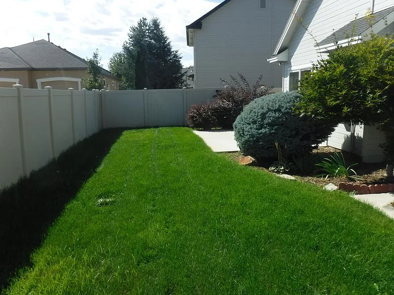 4432 N Kilee Ave — Photo 32