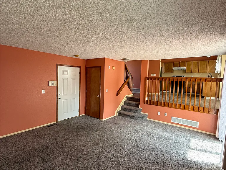 5053 Deephaven Ct — Photo 17