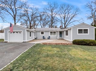 13 Moynihan Rd, South Hamilton, MA 01982