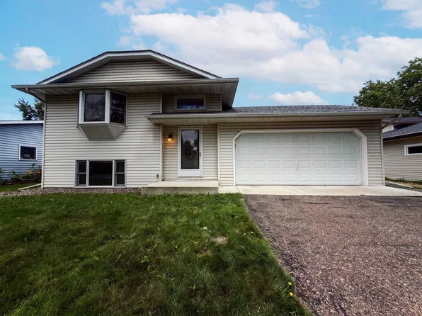 18216 Empire Trl, Farmington, MN 55024