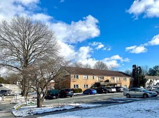 111 Miller Rd APT D, Akron, PA 17501