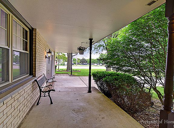3rd image of 7817 Knottingham Ln