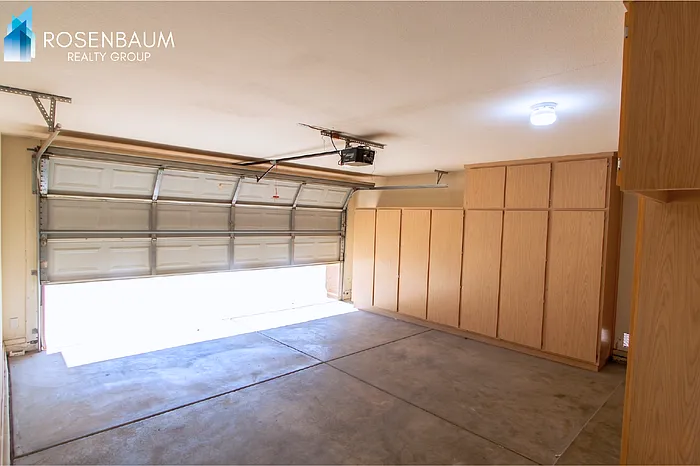 940 S Lafayette Dr — Photo 7