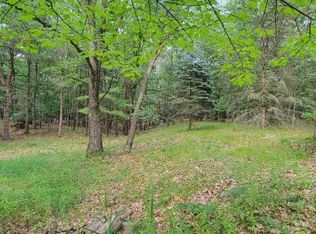 7050 Kennedy Rd, Port Austin, MI 48467