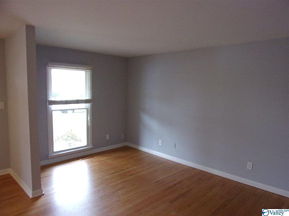 2nd image of 11023 Crestfield Dr SE