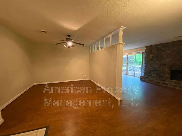 8113 E 23rd St — Photo 16