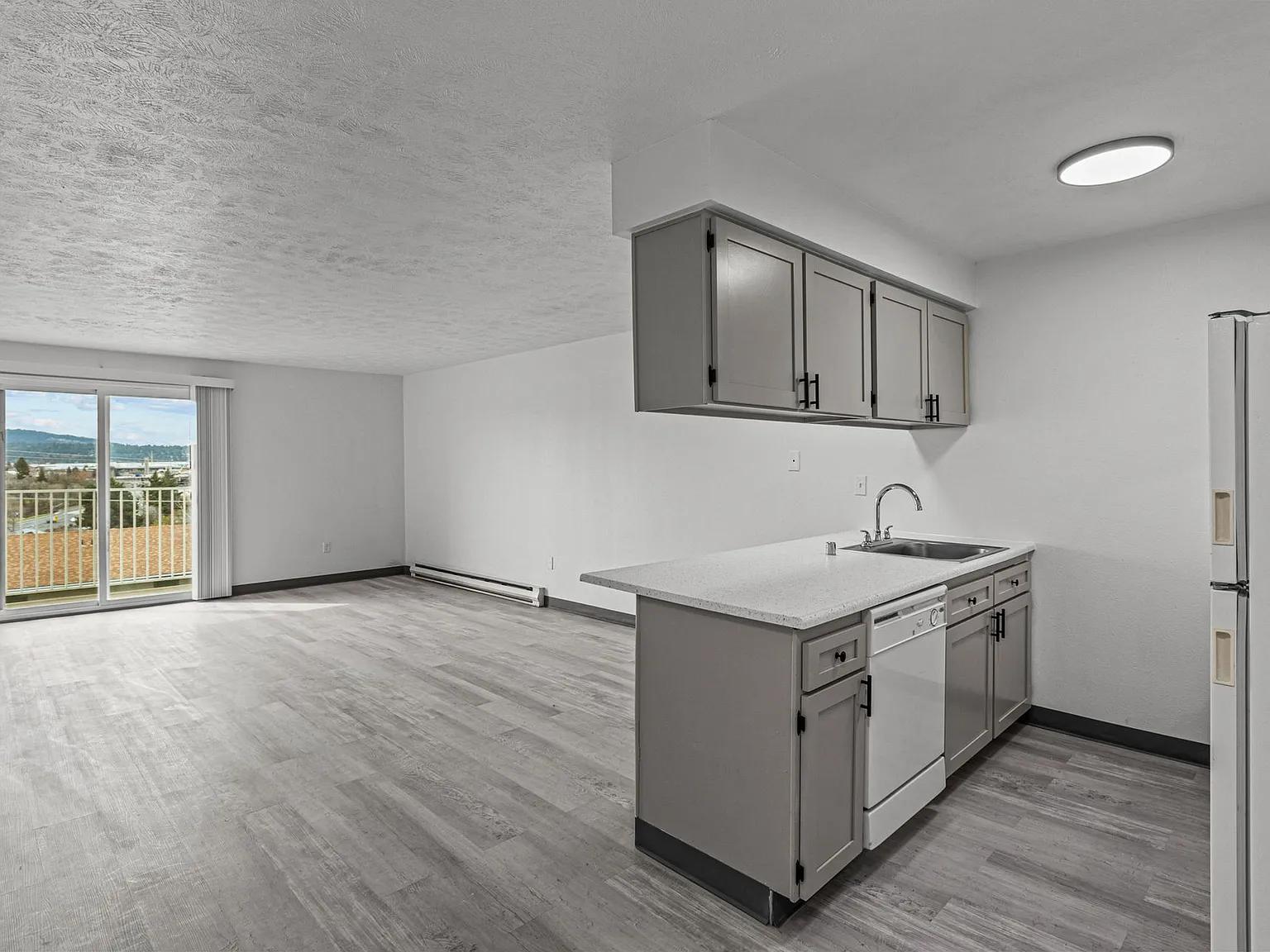 Cedar Green Apartments — Photo 2