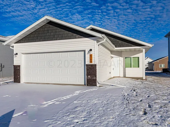 6709 72nd Ave, Horace, ND 58047