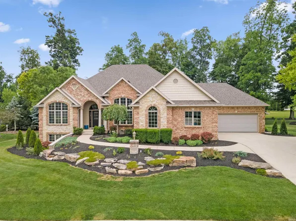 124 Twin Eagles Blvd W, Huntertown, IN 46748