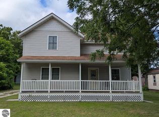 811 E Center St, Ithaca, MI 48847