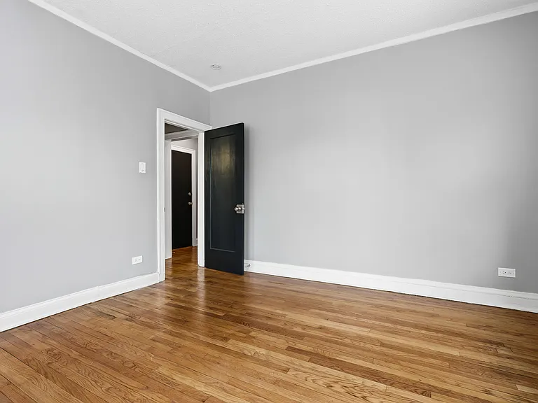 7608 S Saginaw Ave #3A — Photo 1