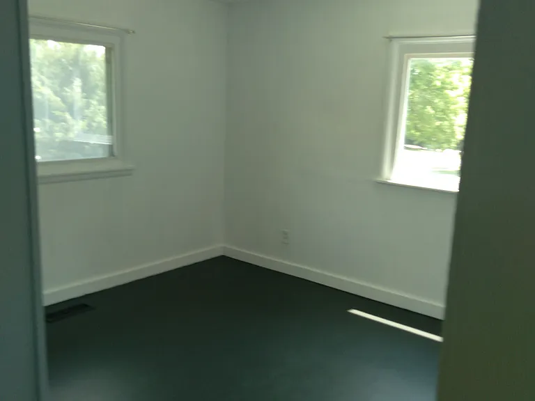 621 Monterey Way #B — Photo 9