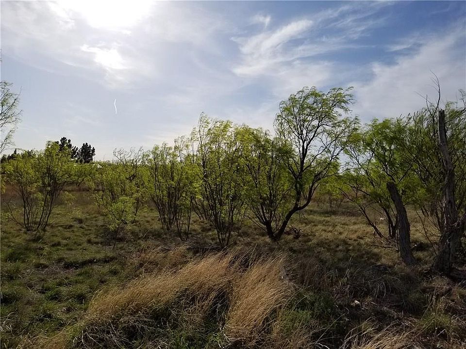 2nd image of 598 County Road 405