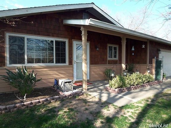 3rd image of 6735 Hedgewood Dr