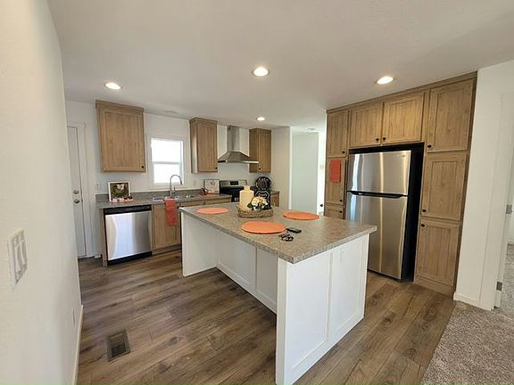 4th image of 825 N Lamb Blvd Space 56
