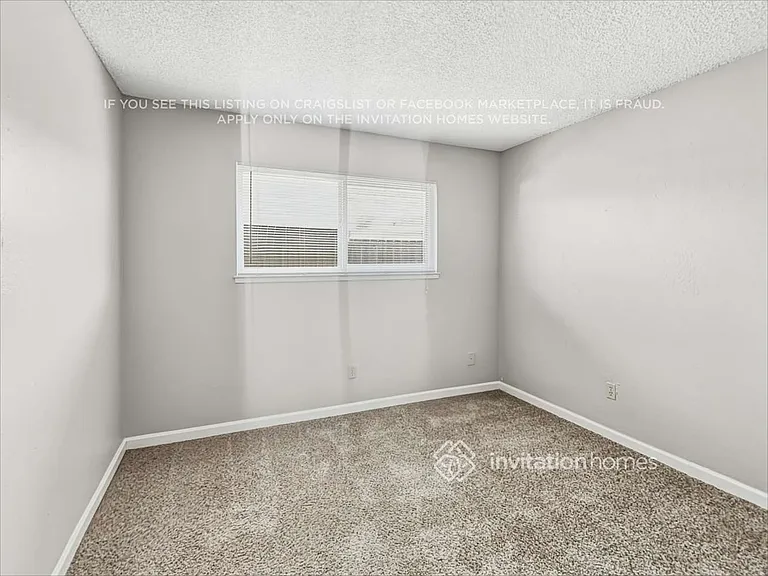 1658 Ashwood Dr — Photo 15
