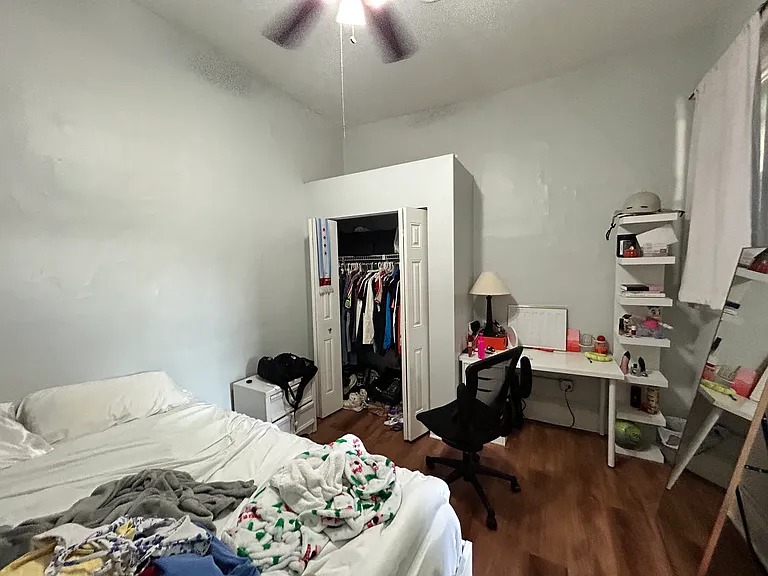1801 S Throop St #205 — Photo 9