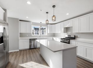 550 Spring St #5, Fall River, MA 02721