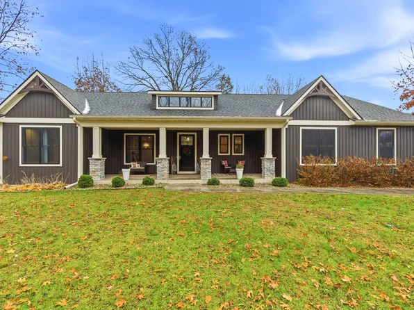 6273 Texas Dr, Kalamazoo, MI 49009