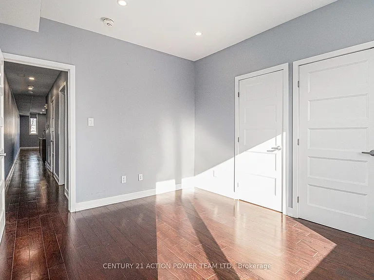 453 Booth St #B — Photo 16