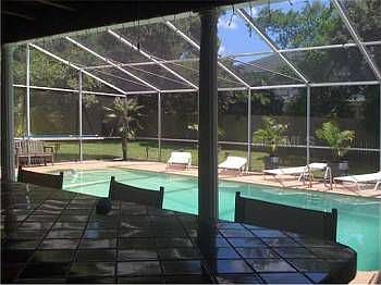 2nd image of 310 Valley Dr