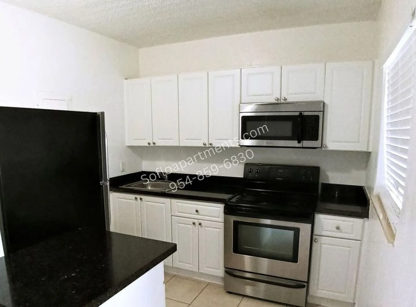 701 SW 14TH Ave — Photo 4