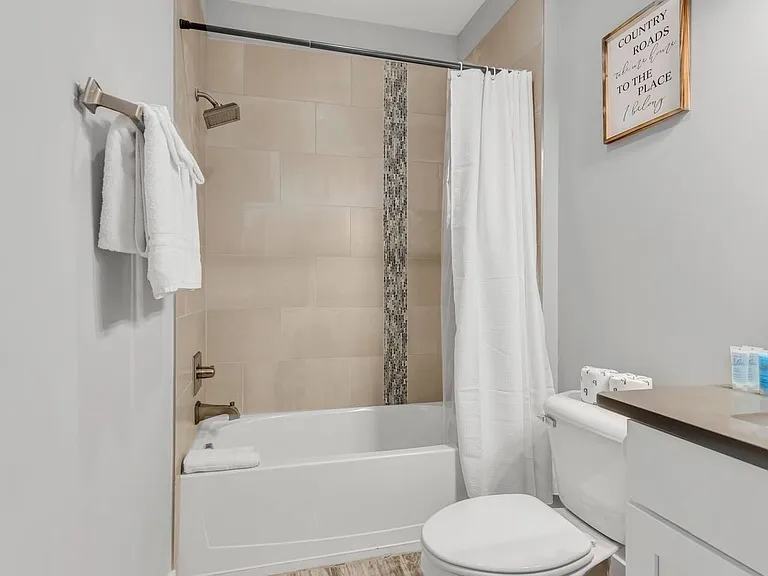 1815 Ridley Blvd #7 — Photo 8