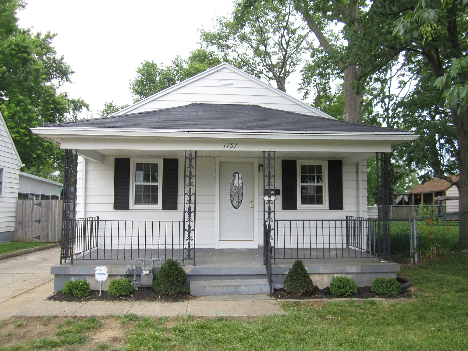1757 Coventry Rd photo 1