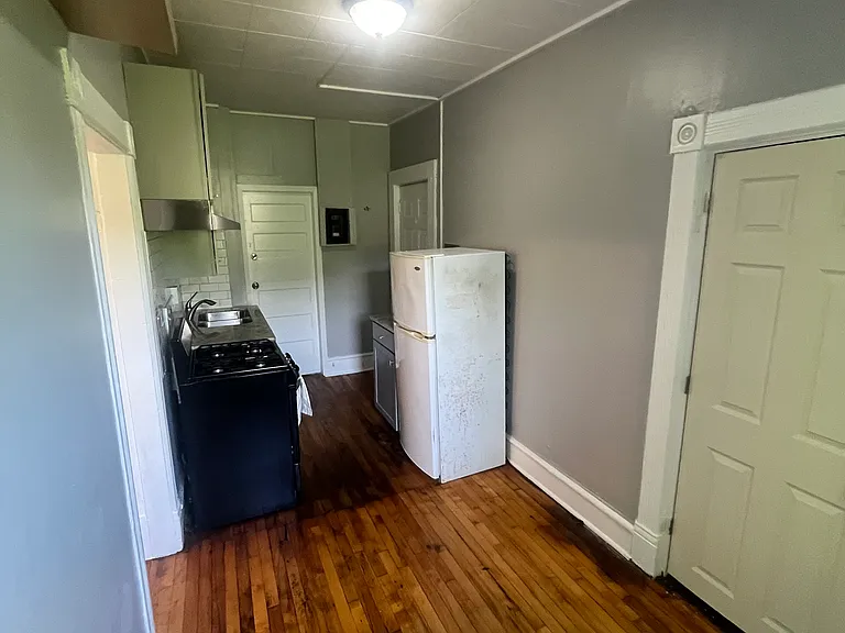 1435 Marshall St NE #3 — Photo 16