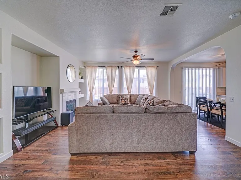14304 Gray Fox Ln — Photo 3
